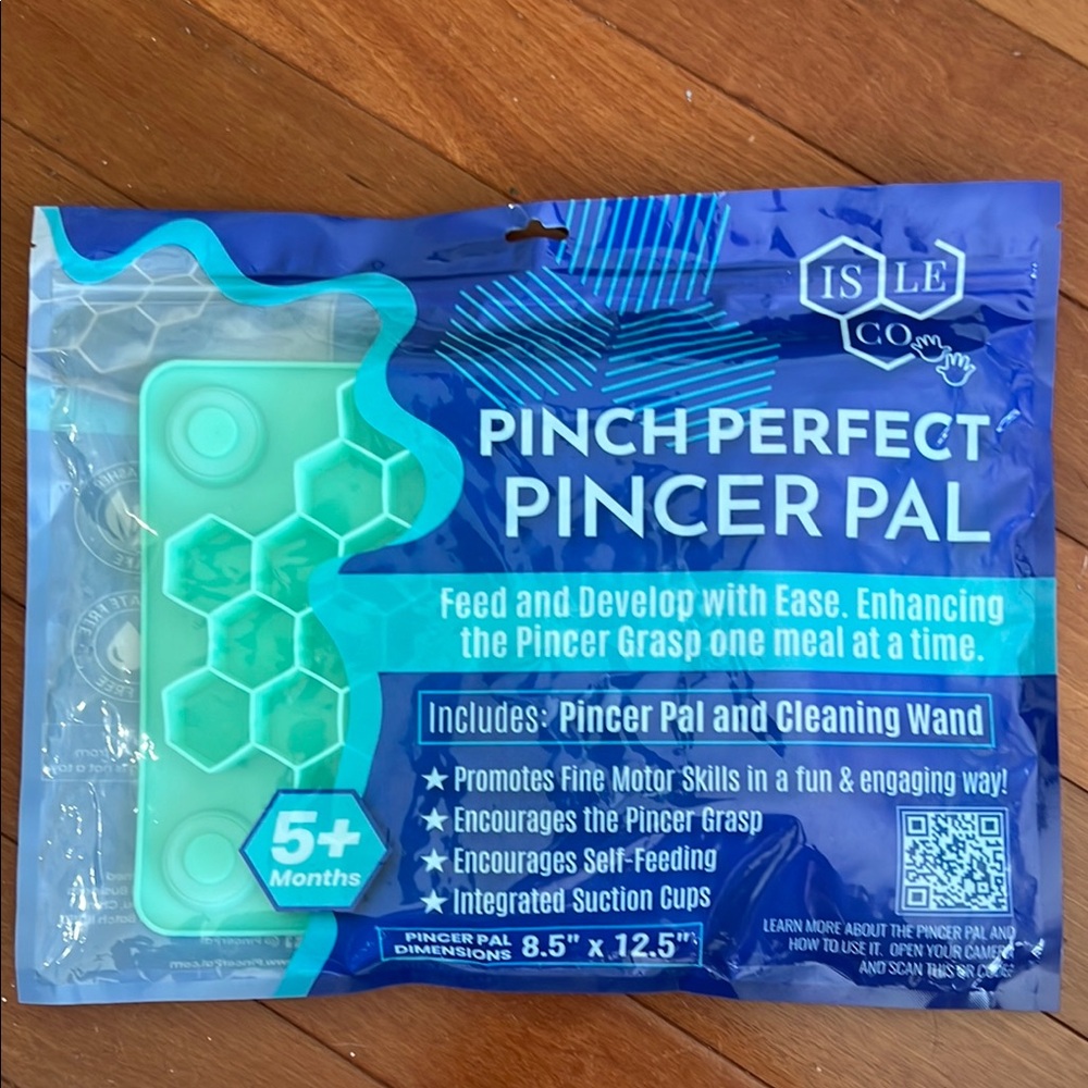 Isle Pinch Perfect Pincer Pal - Green
